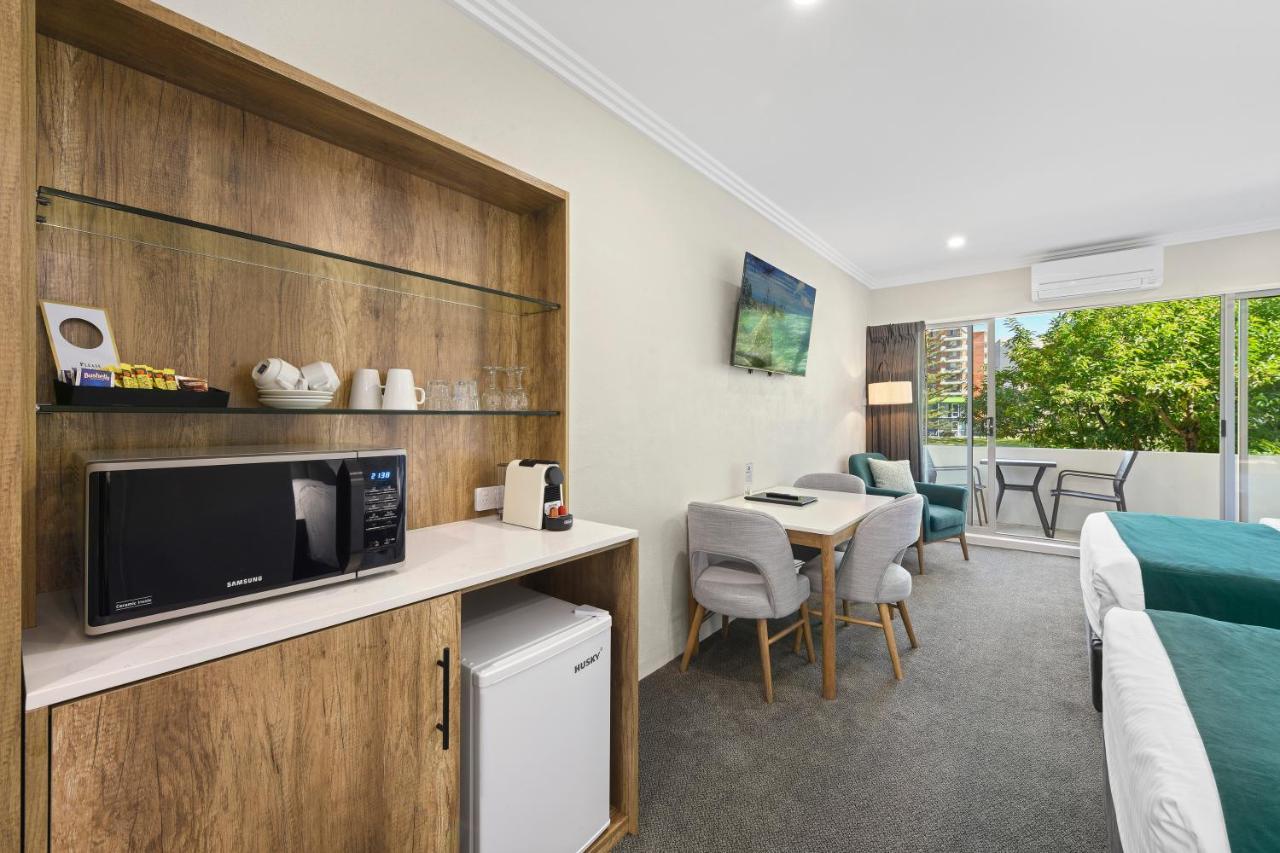 Palm Court Motor Inn Port Macquarie Exterior foto